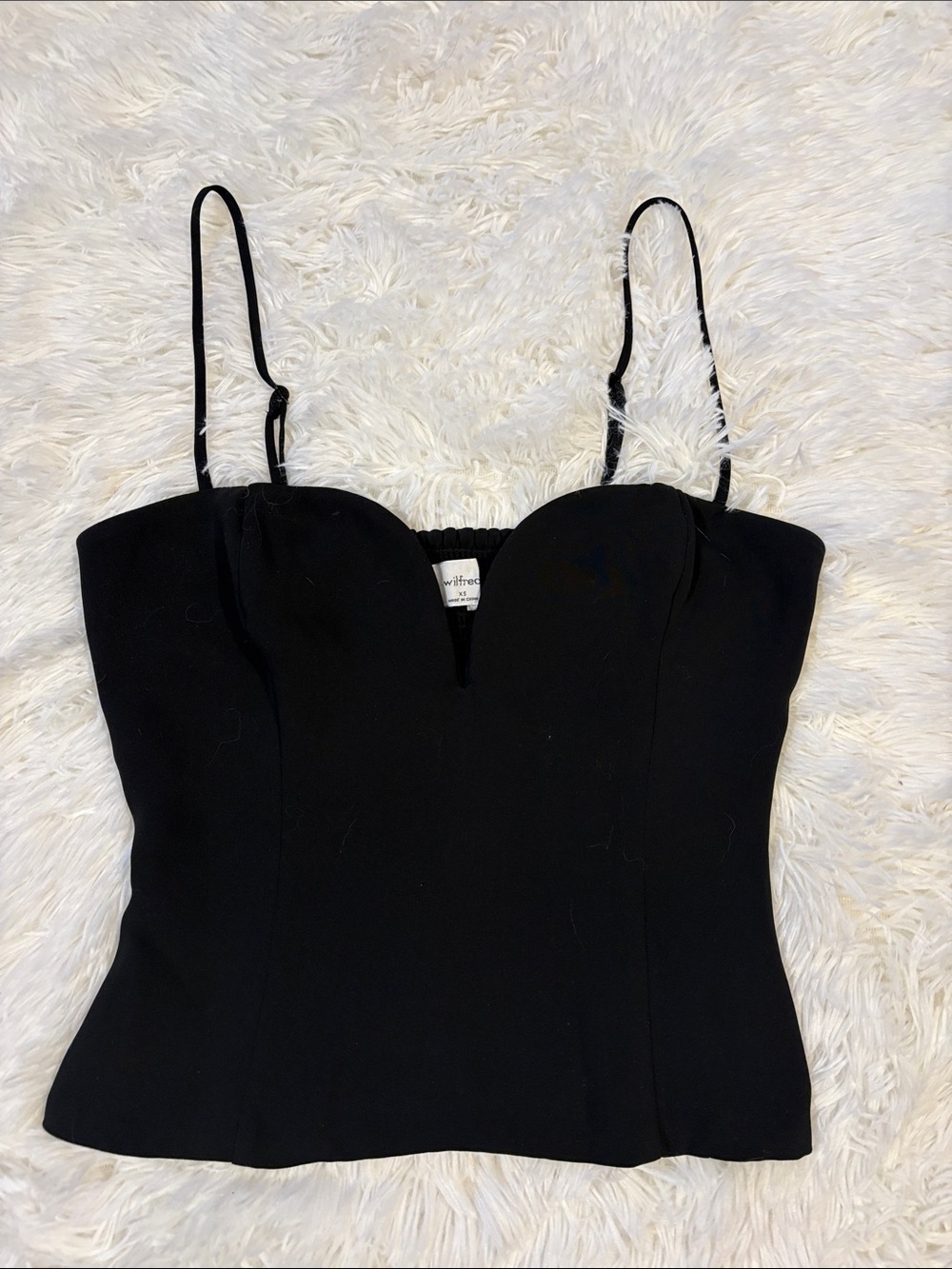 Wilfred Black Sweetheart Cami with Thin Adjustable Straps